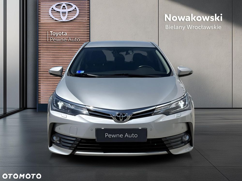 Toyota Corolla - 6