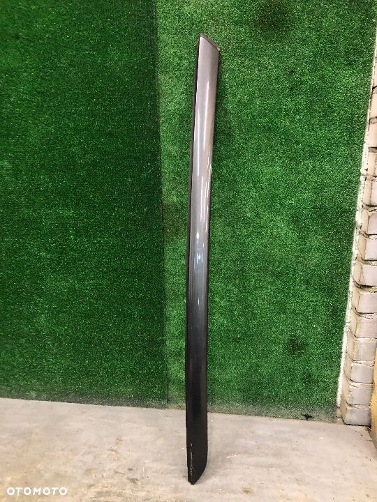 CITROEN C4 PICASSO II 13-19' LISTWA SZYBY CZOŁOWEJ PRAWY PRZÓD PRZEDNIE 9676784980