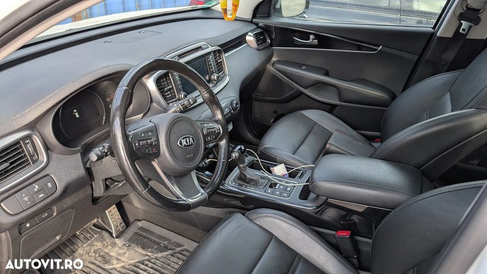 Kia Sorento 2.2 CRDi AWD Aut. Platinum Edition - 3