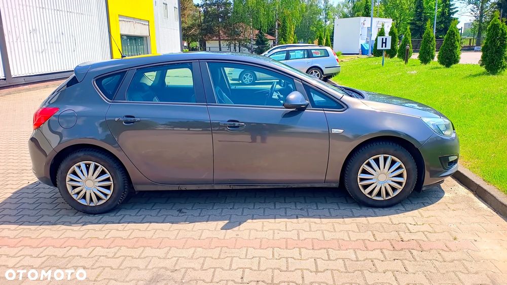 Opel Astra 1.4 T Enjoy EU6 - 3