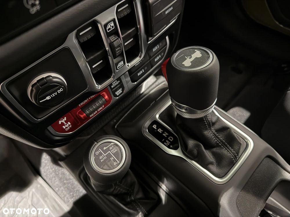 Jeep Wrangler Unlimited GME 2.0 Turbo Rubicon - 24