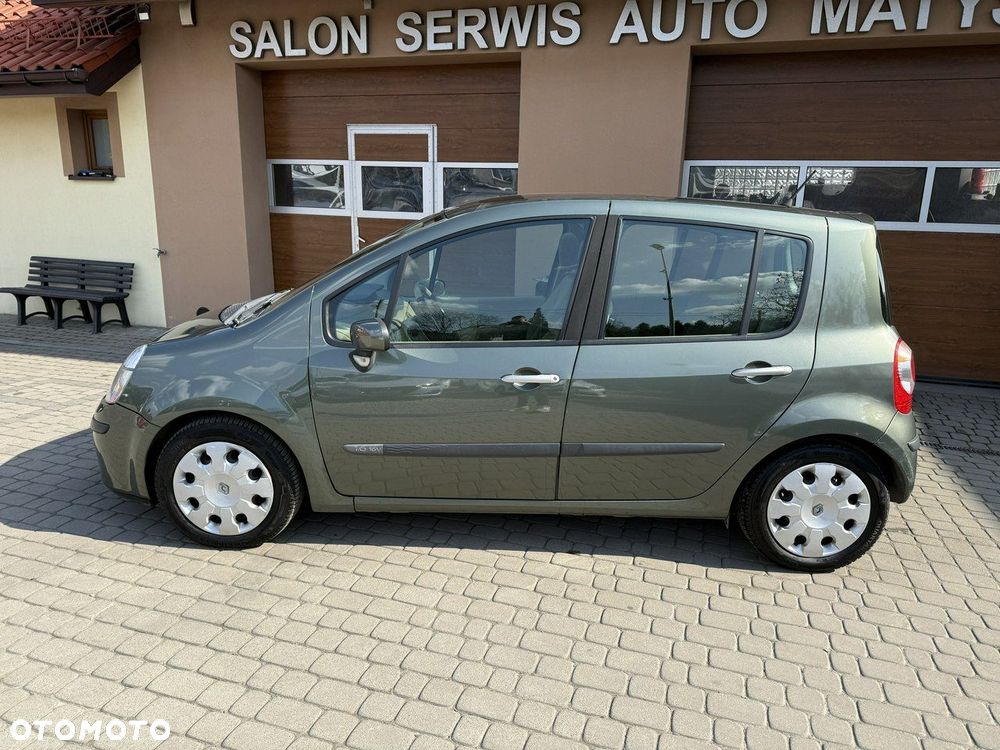 Renault Modus 1.6 16V Privilege - 11