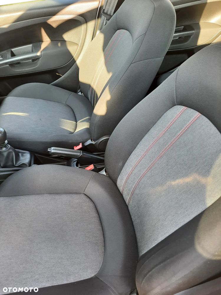 Fiat Grande Punto Actual 1.2 8V Estiva - 14