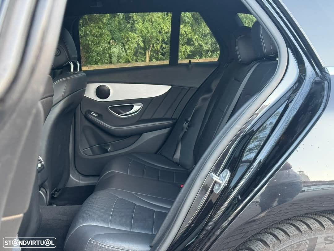 Mercedes-Benz C 220 d AMG Line - 28