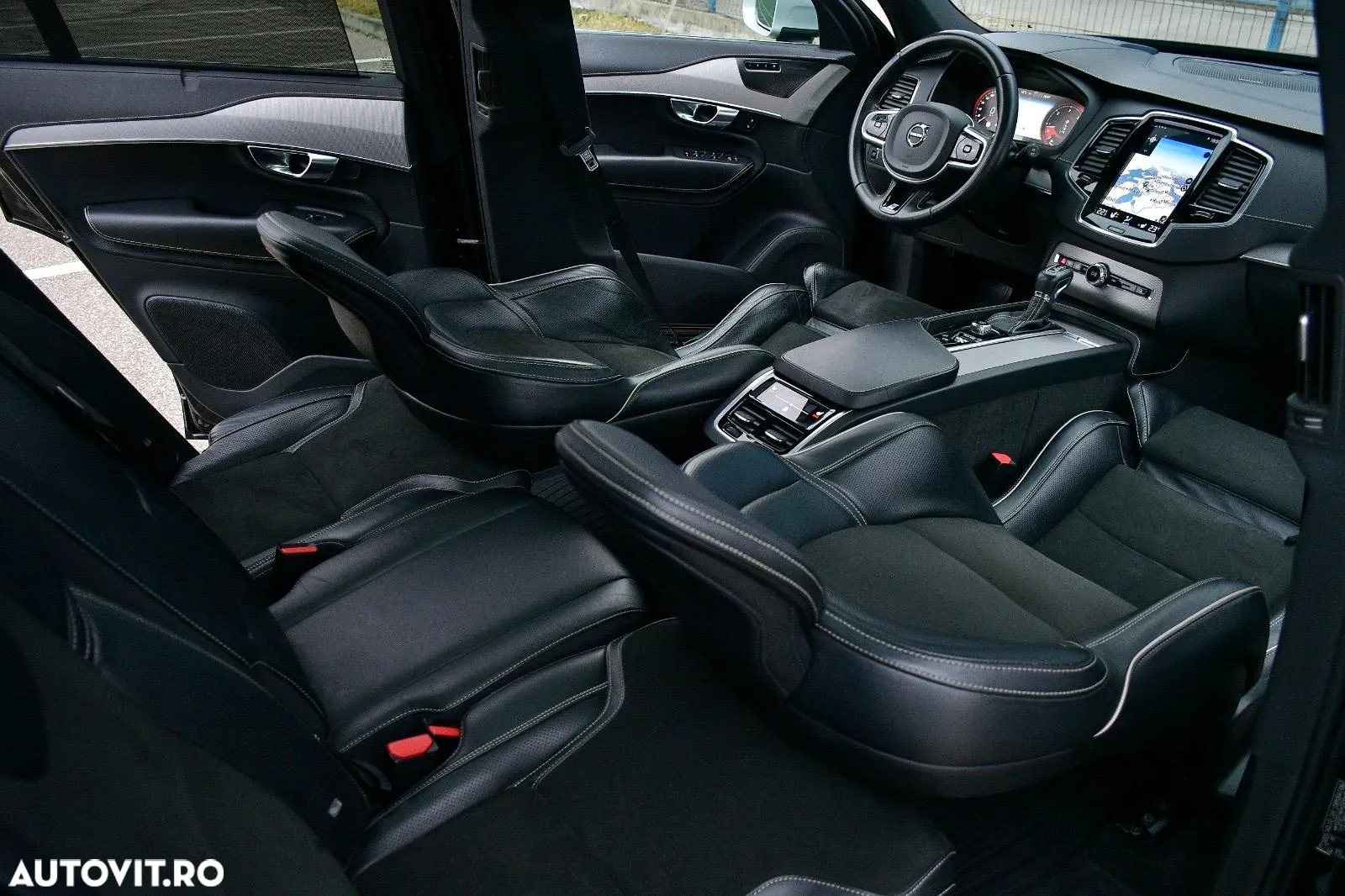 Volvo XC 90 D5 AWD R-Design - 29