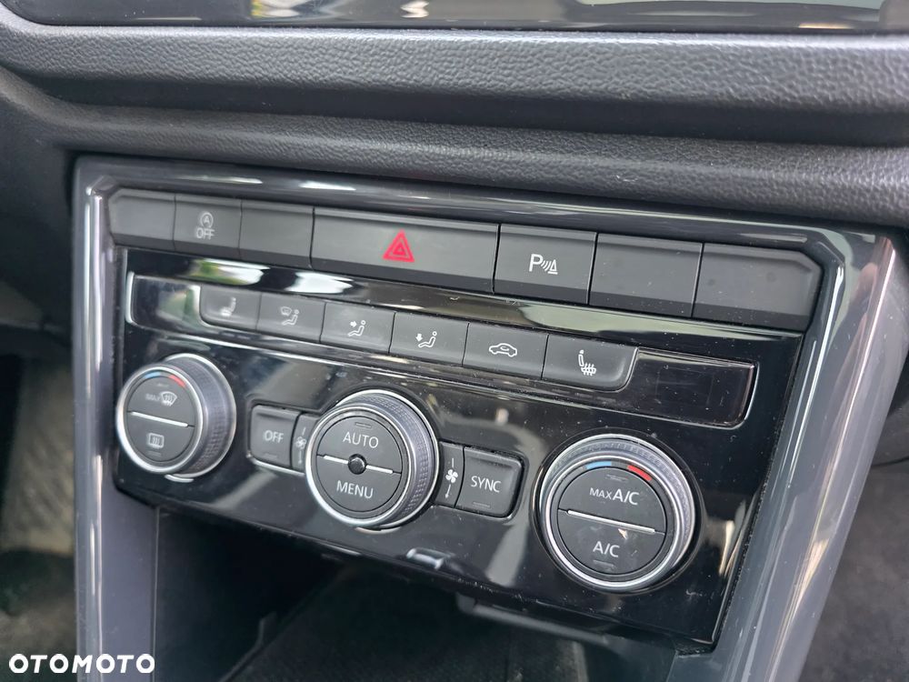 Volkswagen T-Roc 2.0 TSI 4Motion DSG Sport - 23