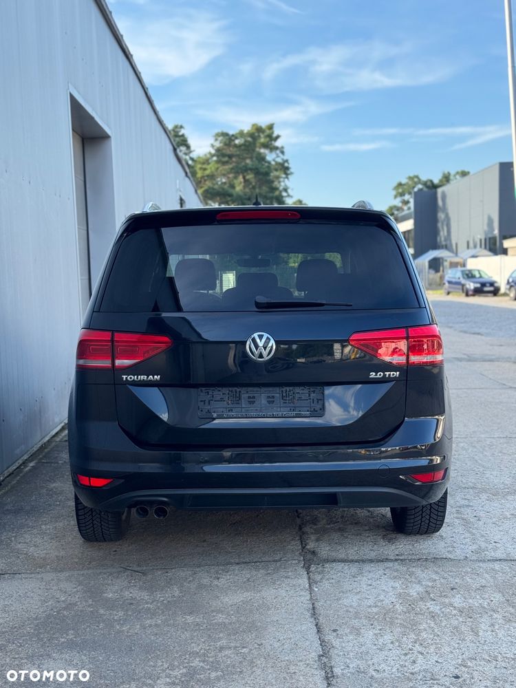 Volkswagen Touran - 6