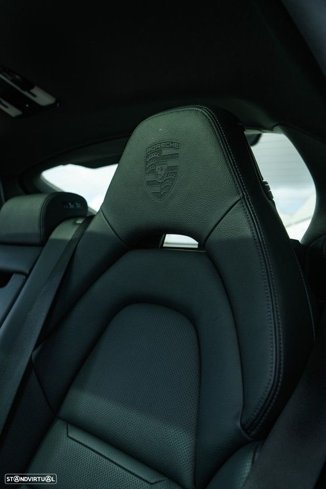 Porsche Panamera 4 E-Hybrid Executive - 33