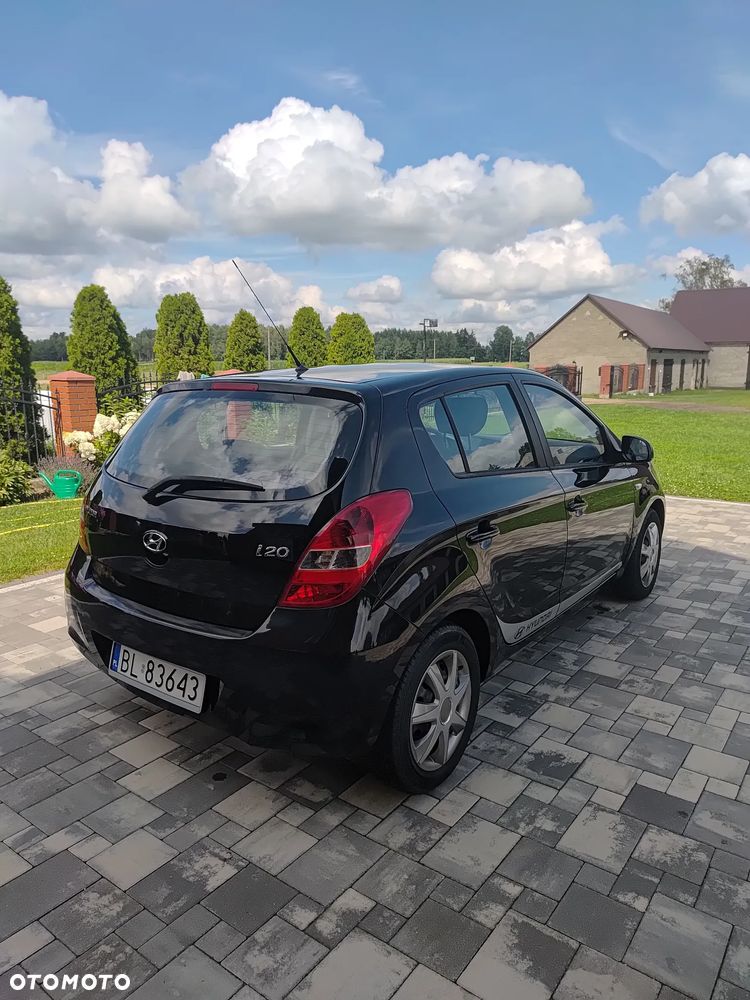 Hyundai I20 2008 photo 4