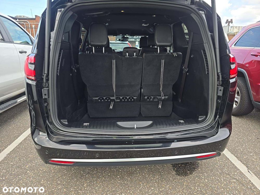 Chrysler Pacifica - 12