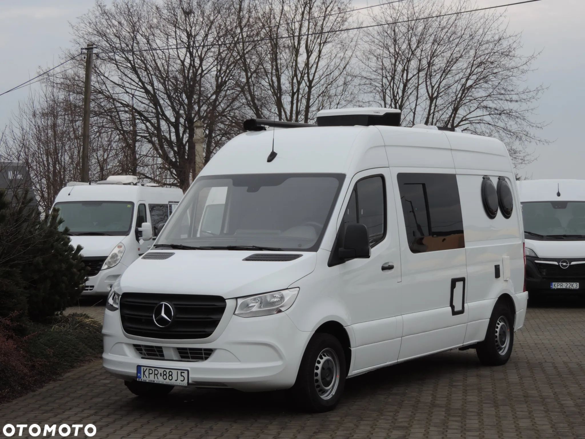 Mercedes-Benz Sprinter Campervan 4 os. Klima Postojowa VIP Napęd przedni - 1