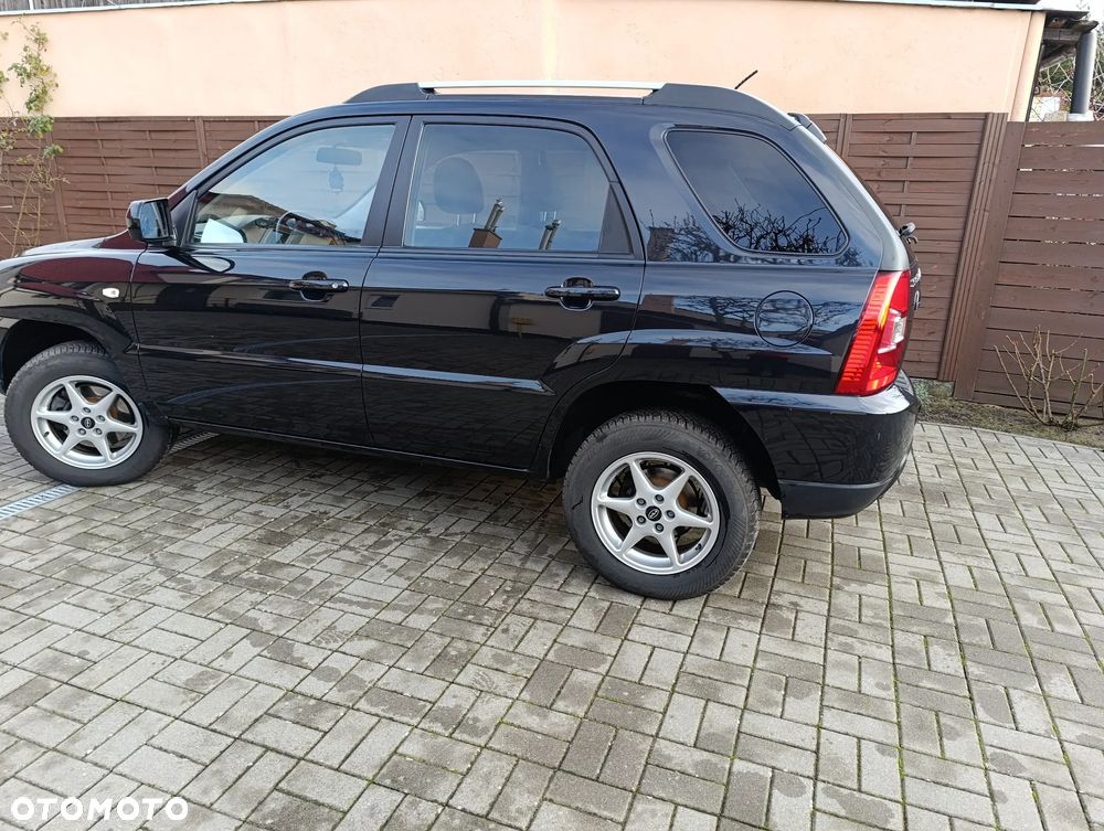 Kia Sportage 2.0 2WD Cup - 30