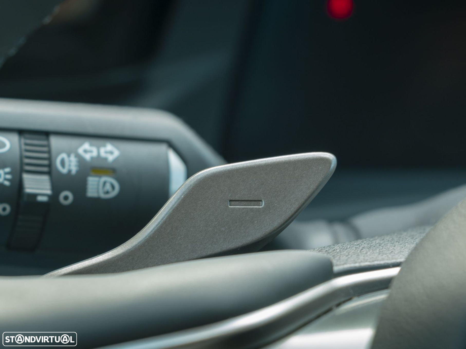 Lexus RZ 450e Executive Plus - 25