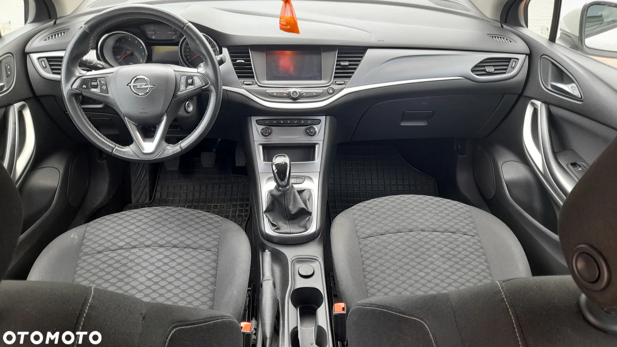 Opel Astra V 1.4 T Dynamic - 12