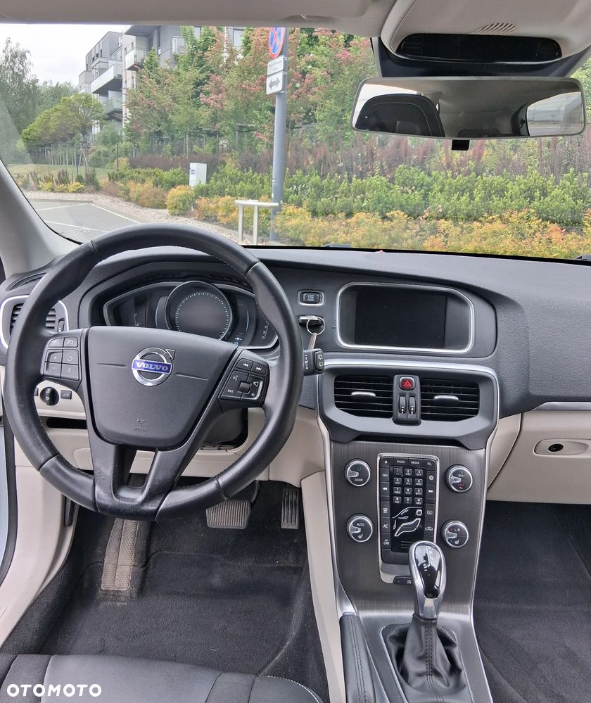 Volvo V40 - 12