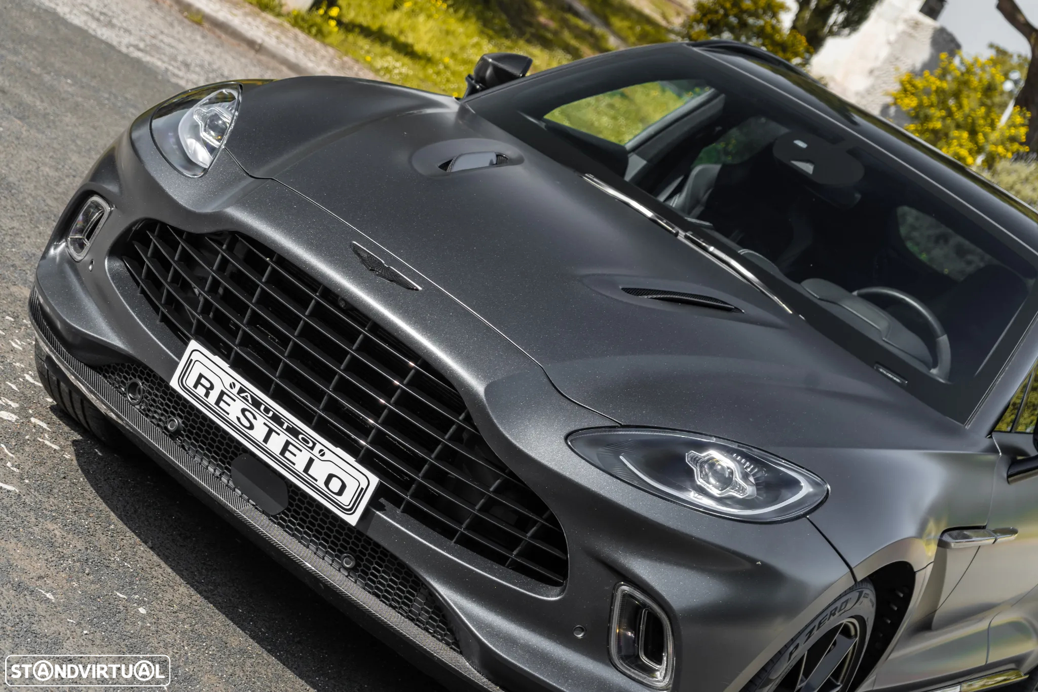 Aston Martin DBX Standard - 8