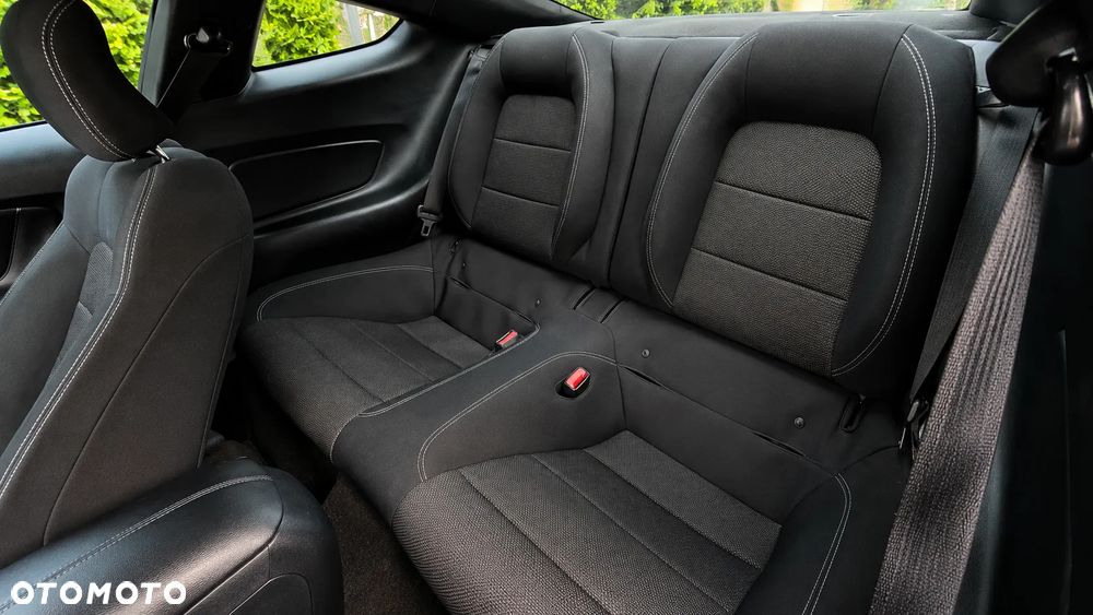Ford Mustang 3.7 V6 - 15