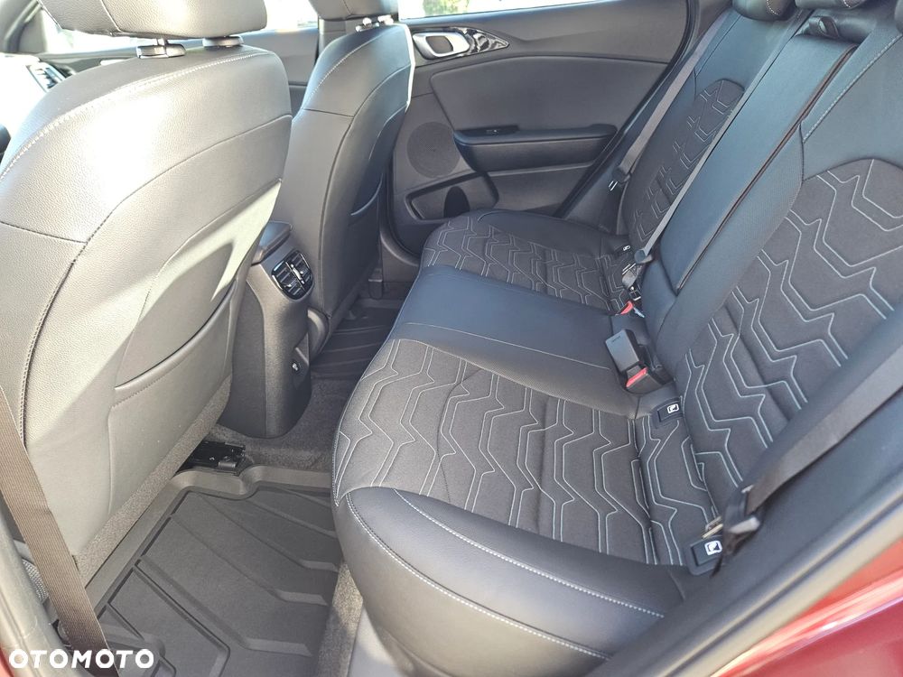 Kia XCeed 1.6 T-GDI Tribute DCT - 15