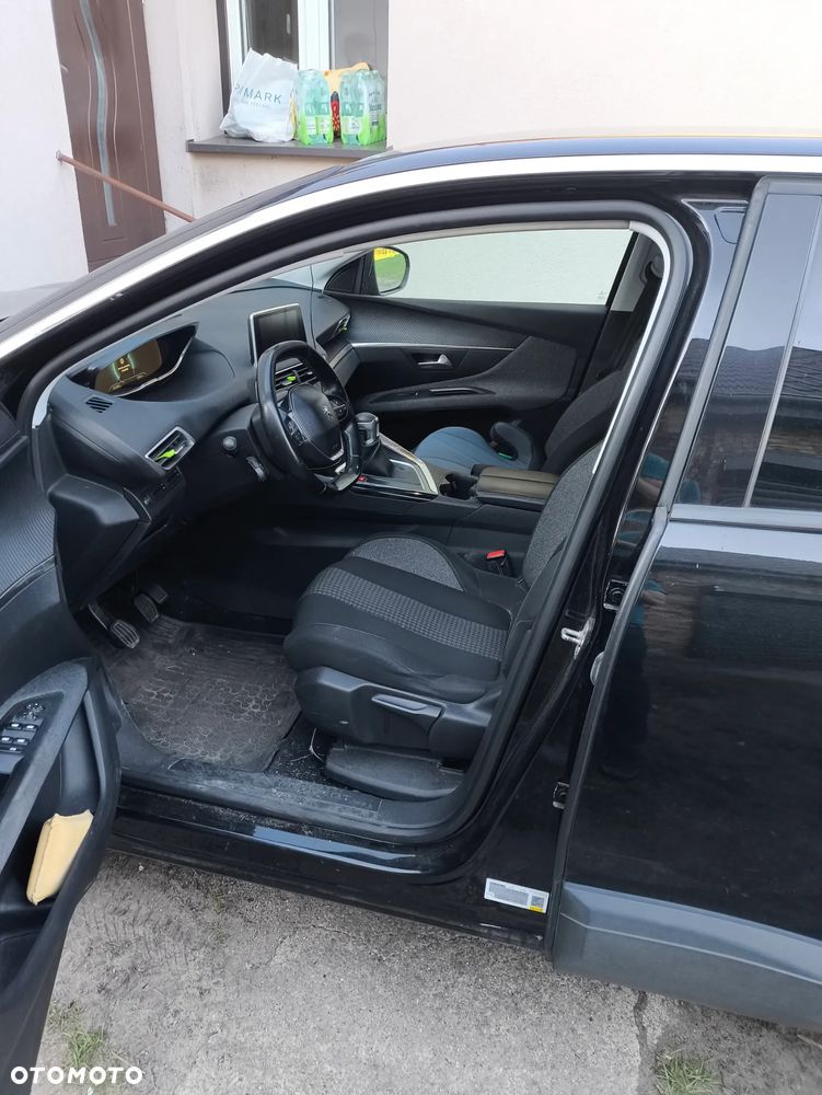 Peugeot 3008 BlueHDi 120 Stop & Start Style - 4