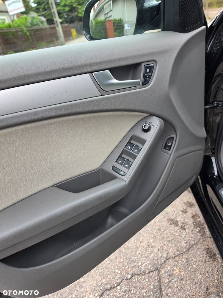 Audi A4 Limousine 2.0 TFSI Ambiente - 17