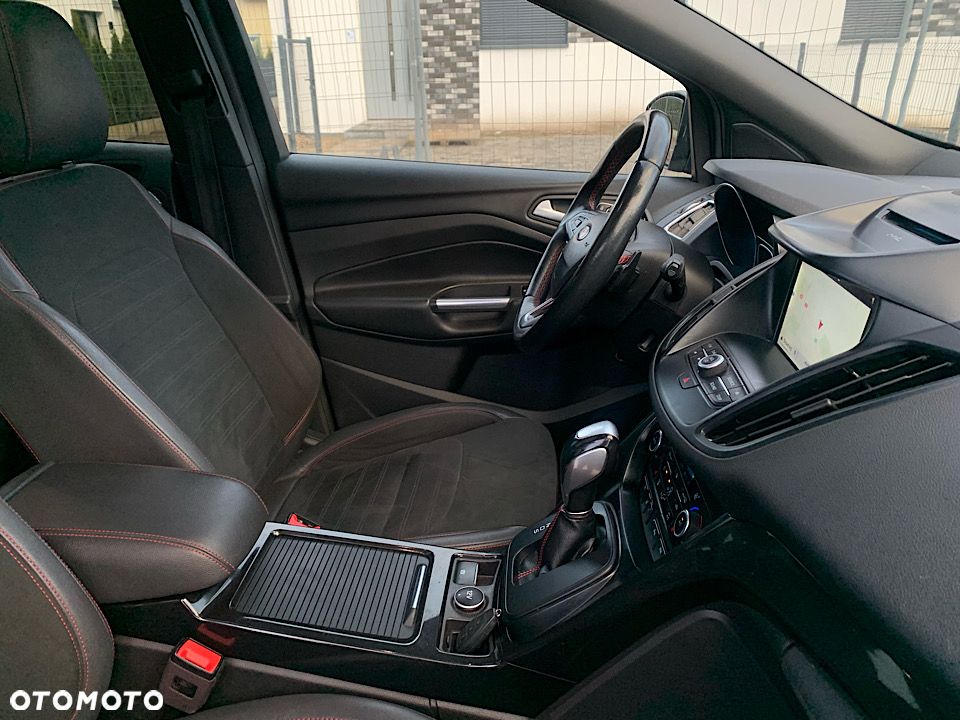 Ford Kuga 2.0 TDCi 4x4 ST-Line - 28