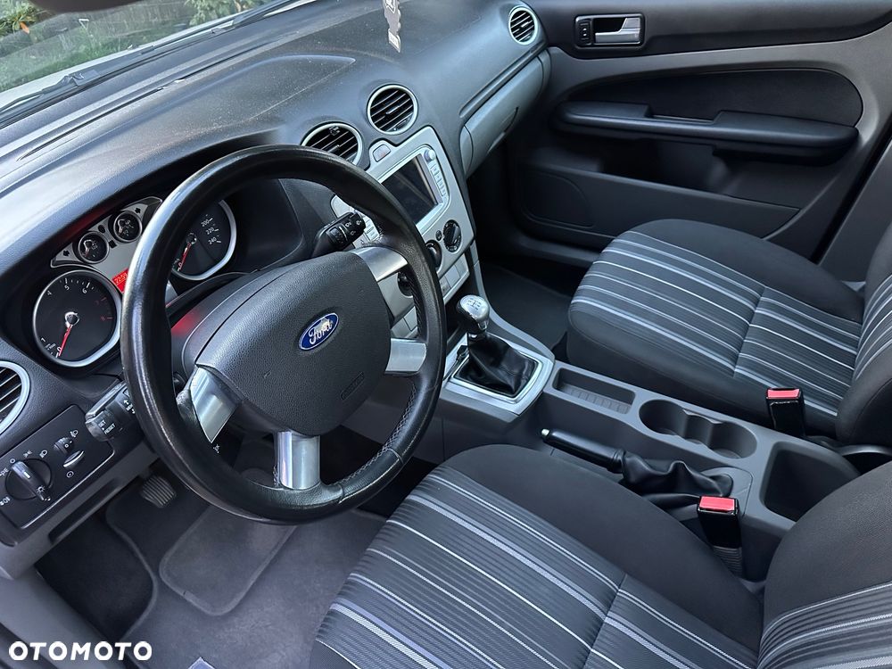 Ford Focus - 11