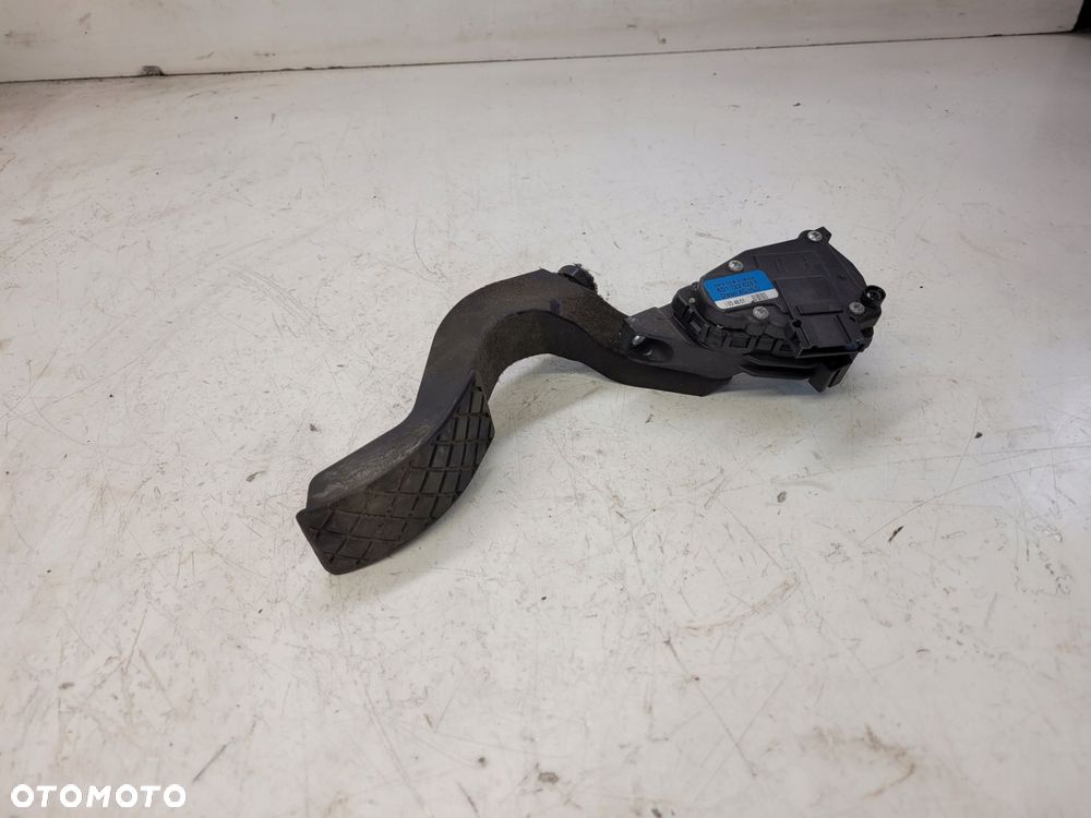 PEDAŁ POTENCJOMETR GAZU AUDI A6 C5 VW 8D1723523F - 2