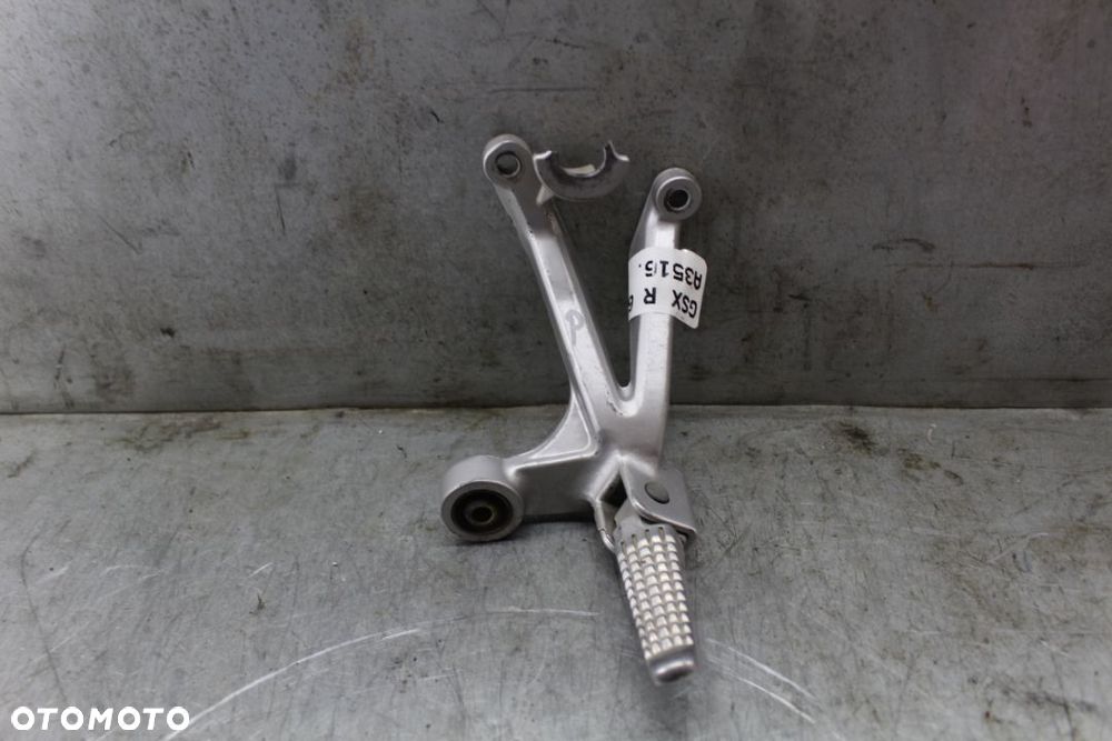 Suzuki GSX-R 600 02r SRAD K1 K2 K3 Set pasażera prawy podnóżek