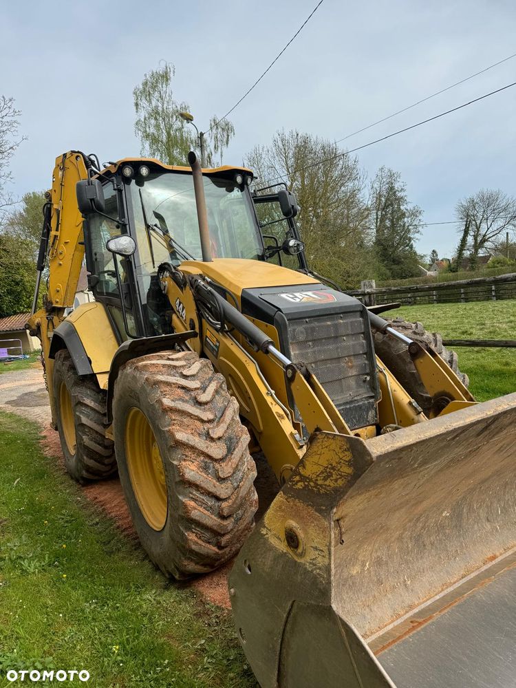 Caterpillar 444 - 4