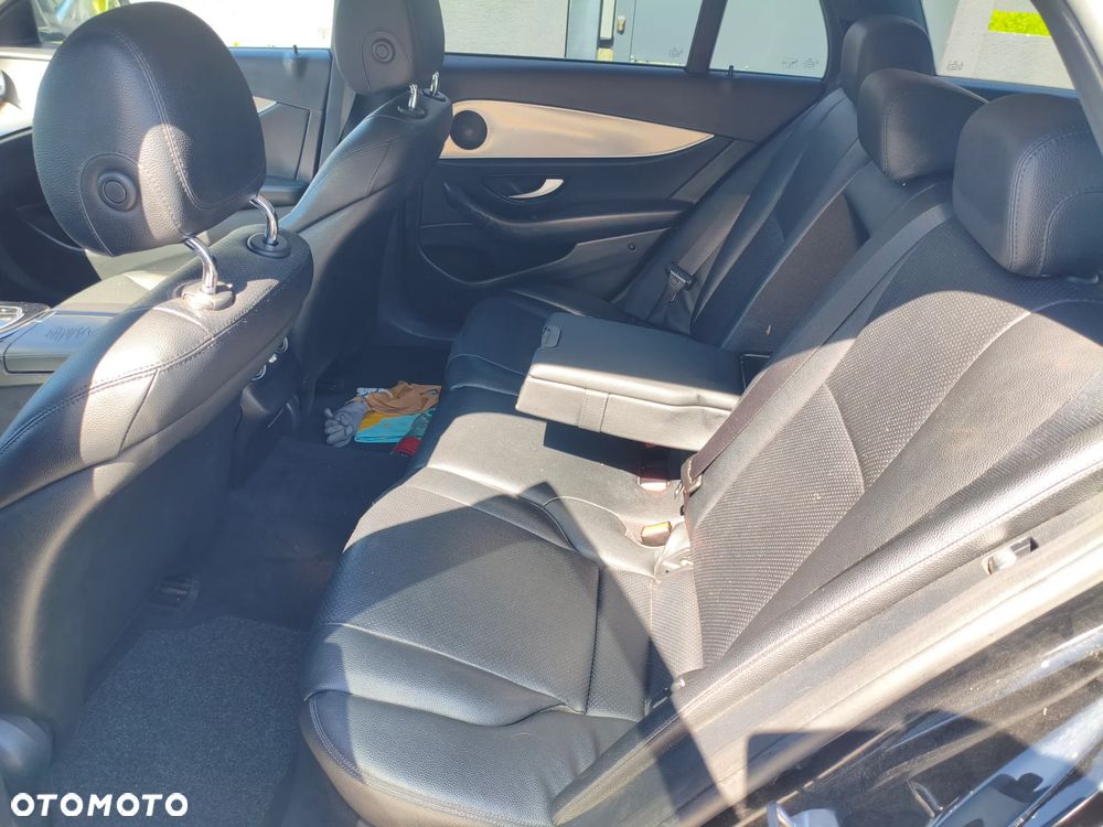 Mercedes-Benz Klasa E 200 d 9G-TRONIC - 8