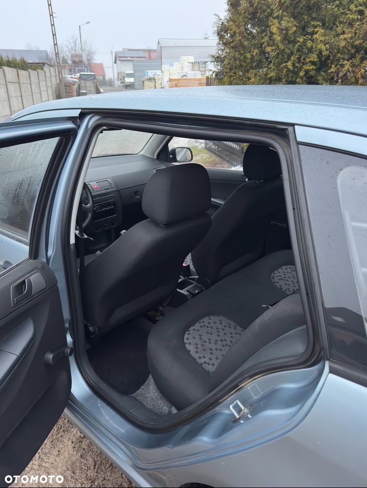 Skoda Fabia 1.2 HTP Combi Classic - 8