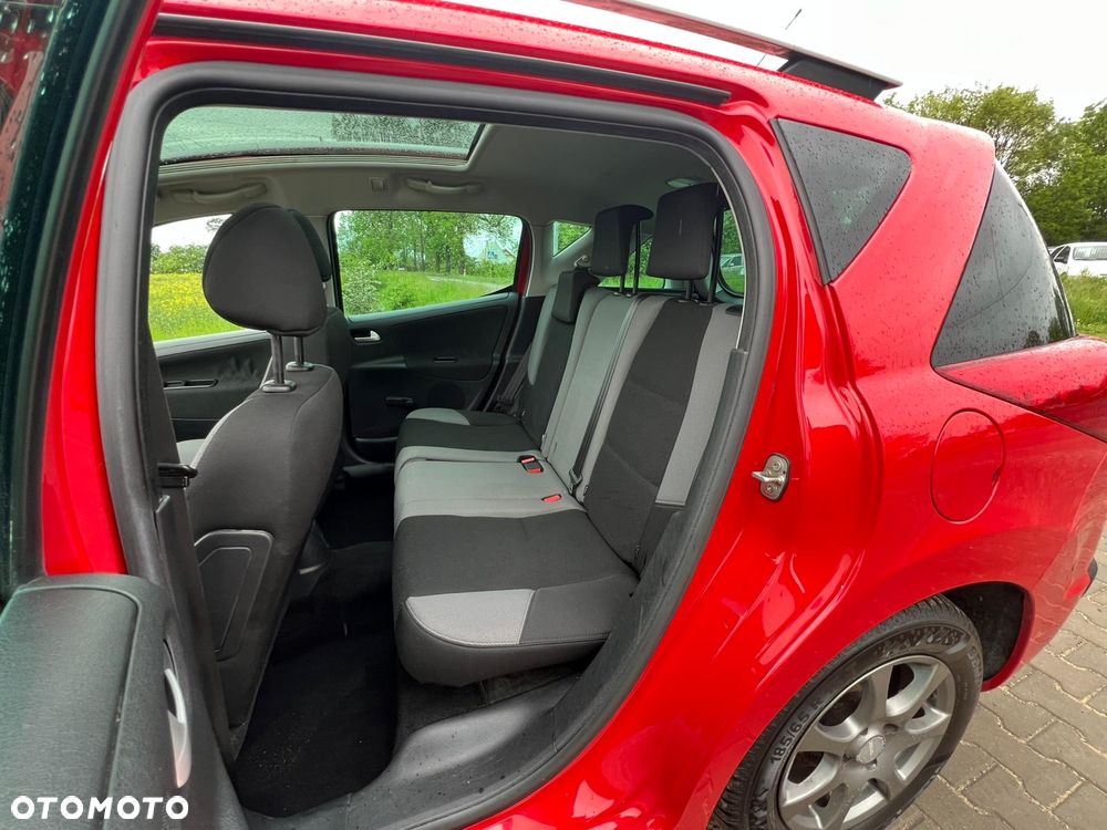 Peugeot 207 1.4 Trendy - 22