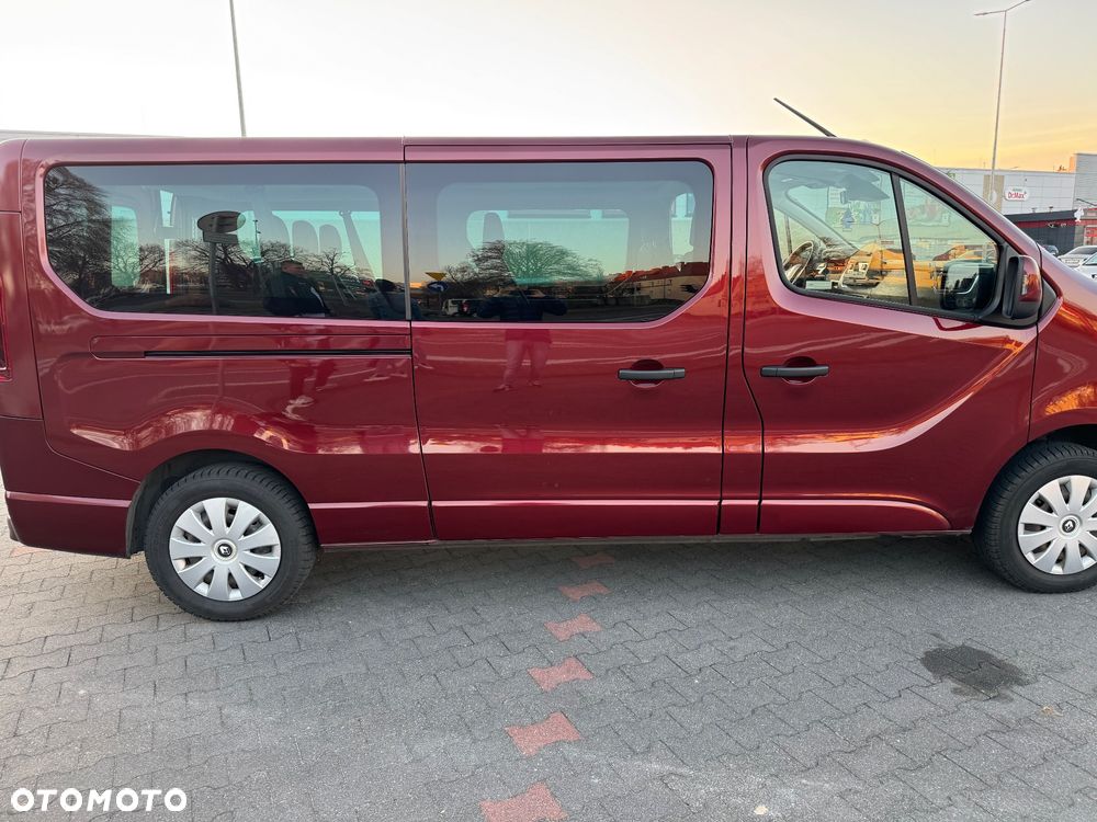 Renault Trafic 2.0 dCi - 12