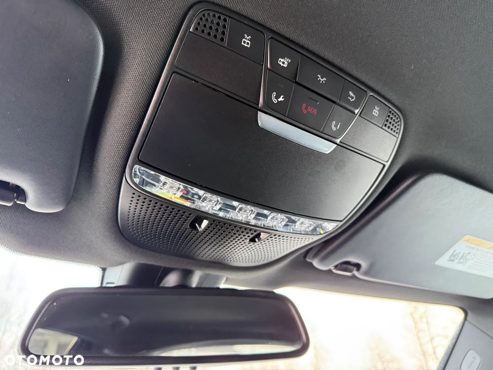 Mercedes-Benz GLC - 15