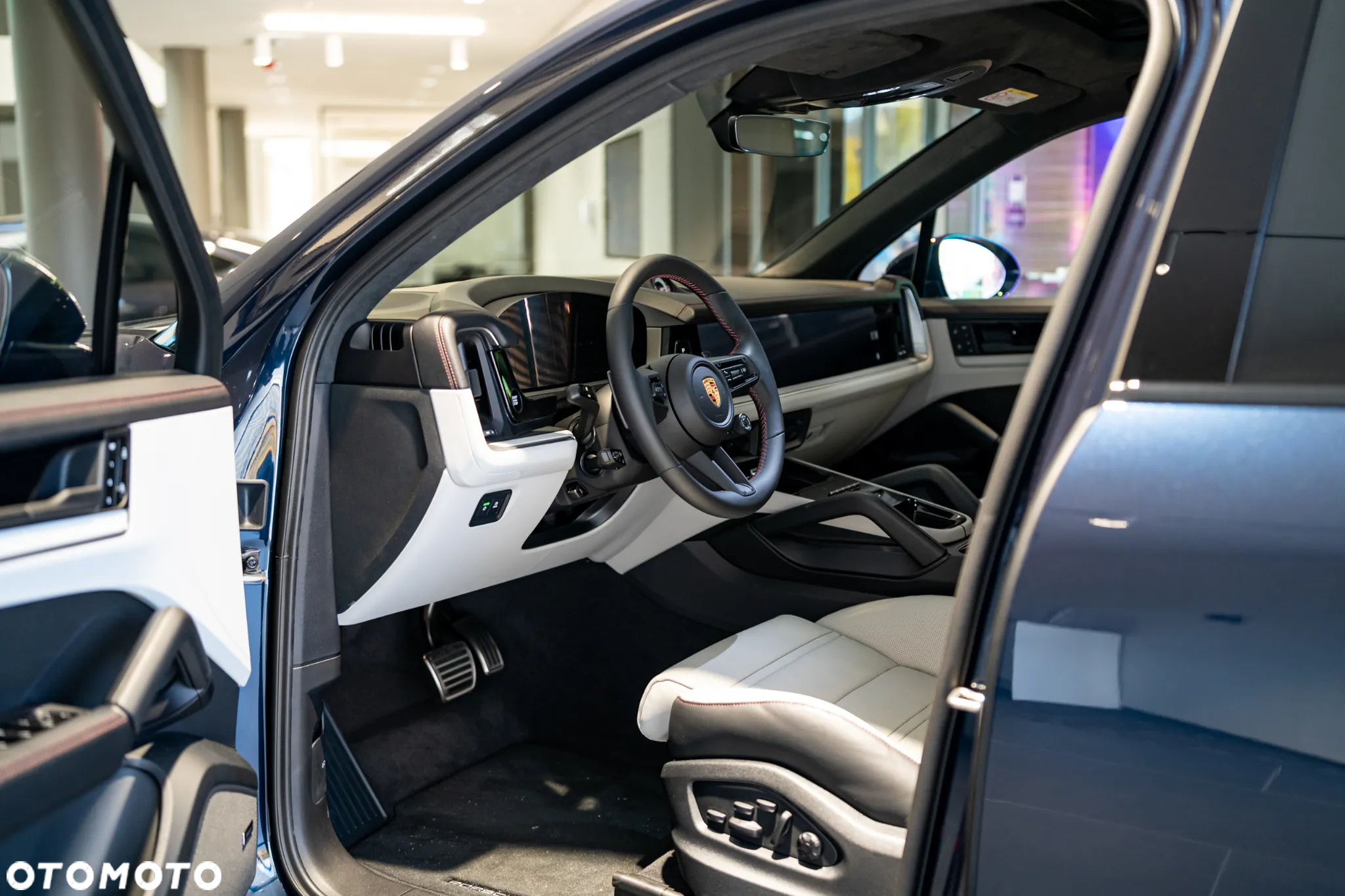 Porsche Cayenne - 8