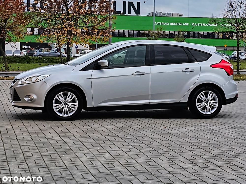 Ford Focus 1.6 Trend - 5