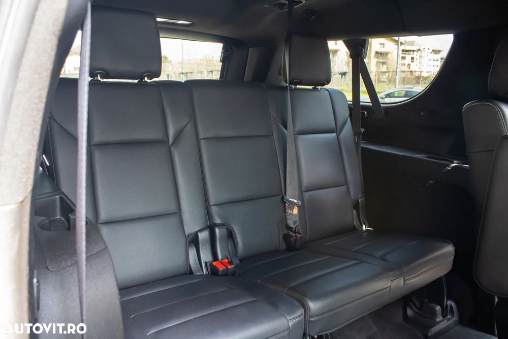 Cadillac Escalade - 32
