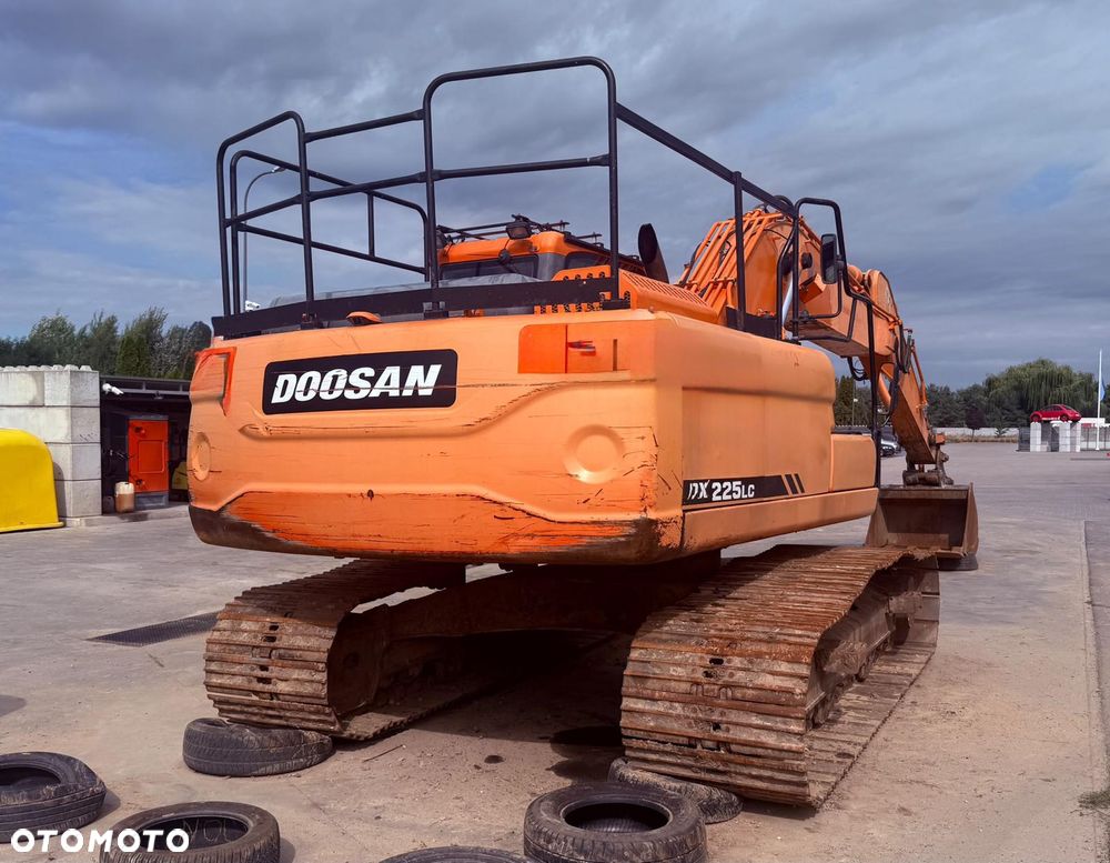 Doosan 225 - 14
