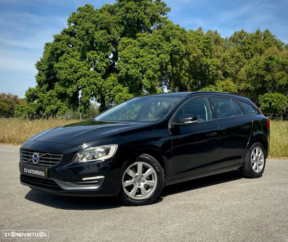 Volvo V60 DRIVe Geartronic Powershift Momentum - 1