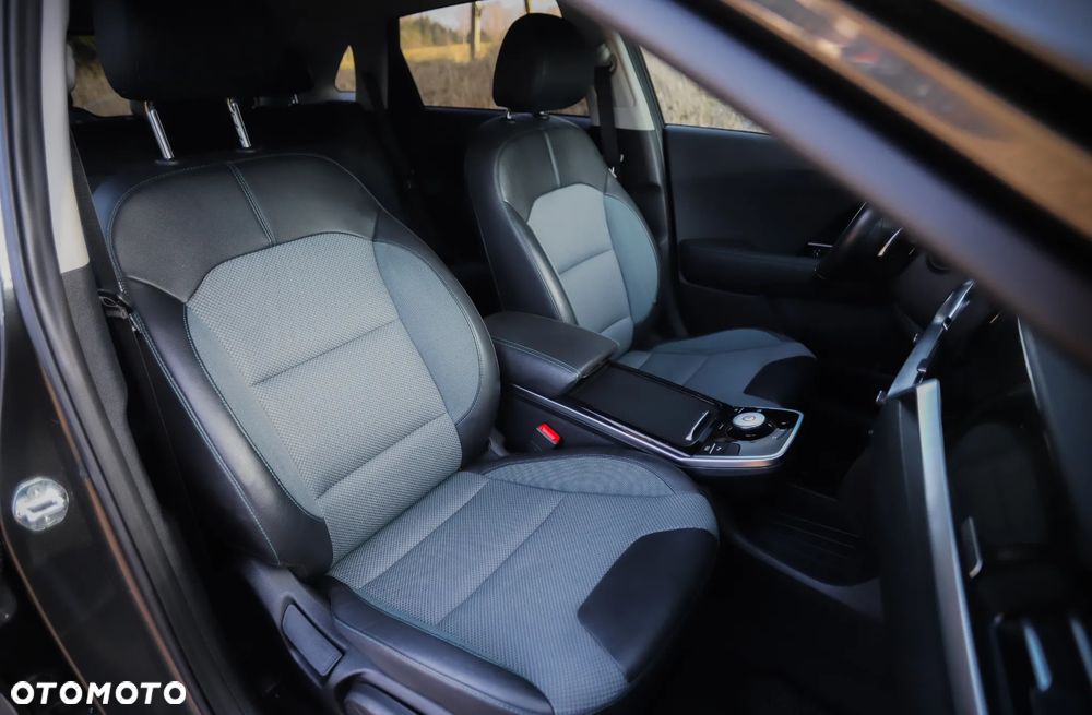 Kia Niro - 12