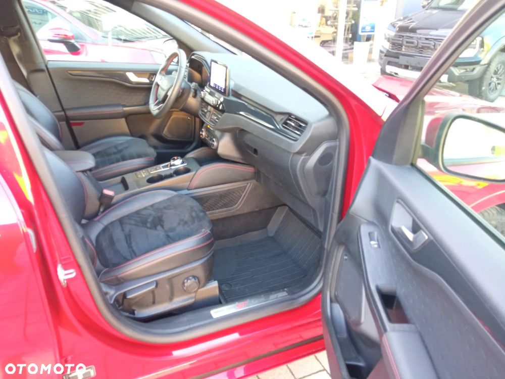 Ford Kuga 2.0 EcoBlue AWD ST-Line X - 16