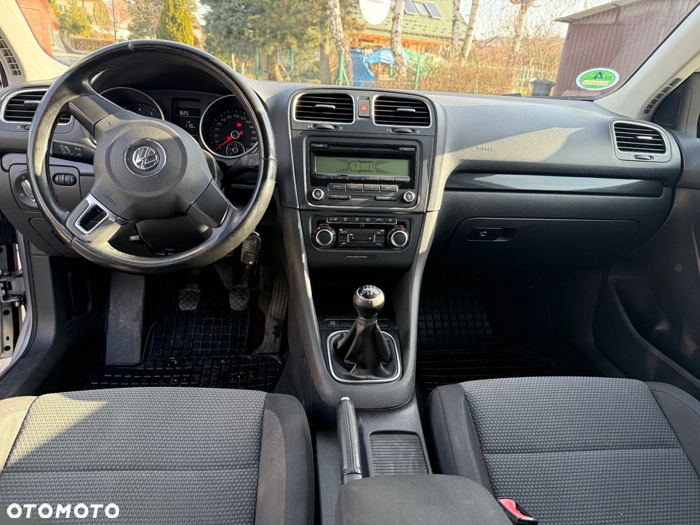 Volkswagen Golf 1.6 Comfortline - 16