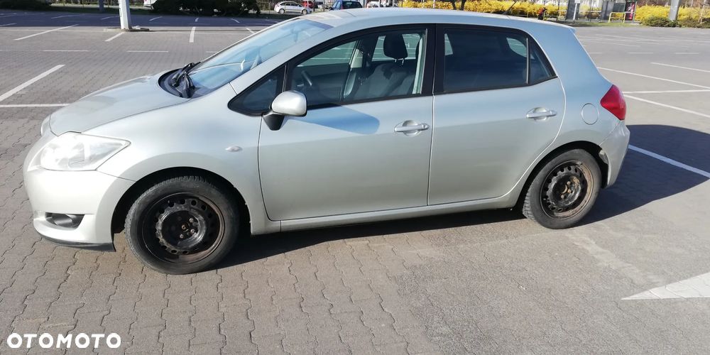 Toyota Auris 1.6 VVT-i Sol - 3