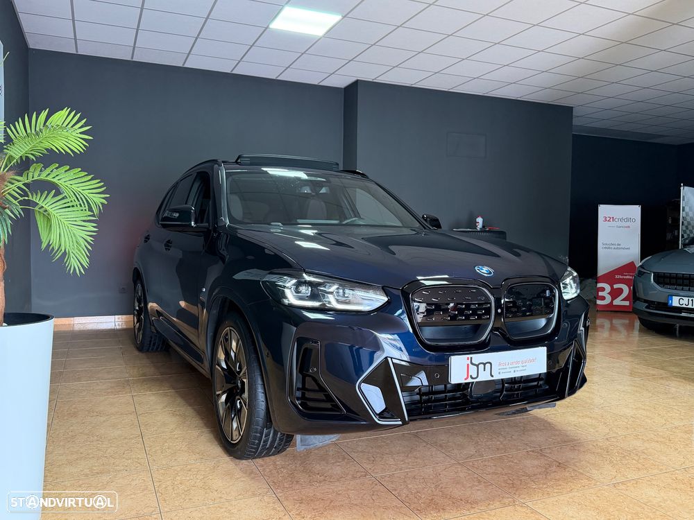 BMW iX3 M Sport Impressive - 4