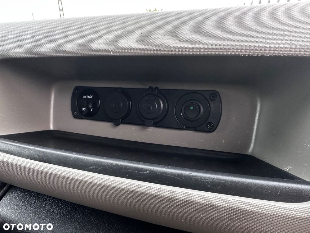 Renault Trafic - 21