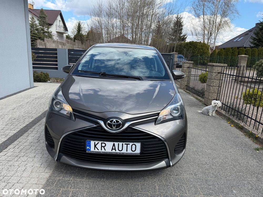 Toyota Yaris 1.33 VVT-i Executive - 23