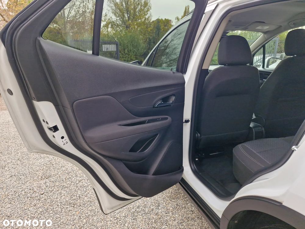 Opel Mokka X 1.6 Essentia S&S - 15