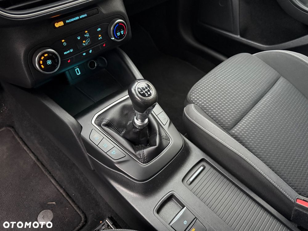 Ford Focus 1.5 EcoBlue Connected - 36