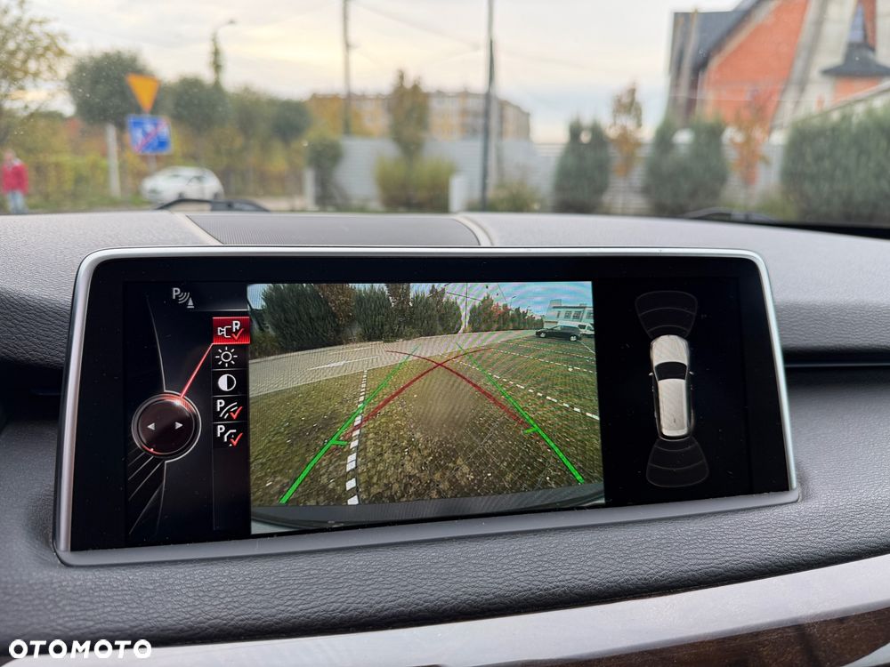 BMW X5 xDrive35i - 25