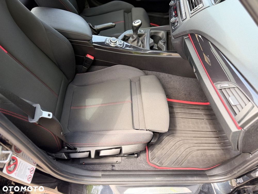 BMW Seria 1 120d Sport Line - 16